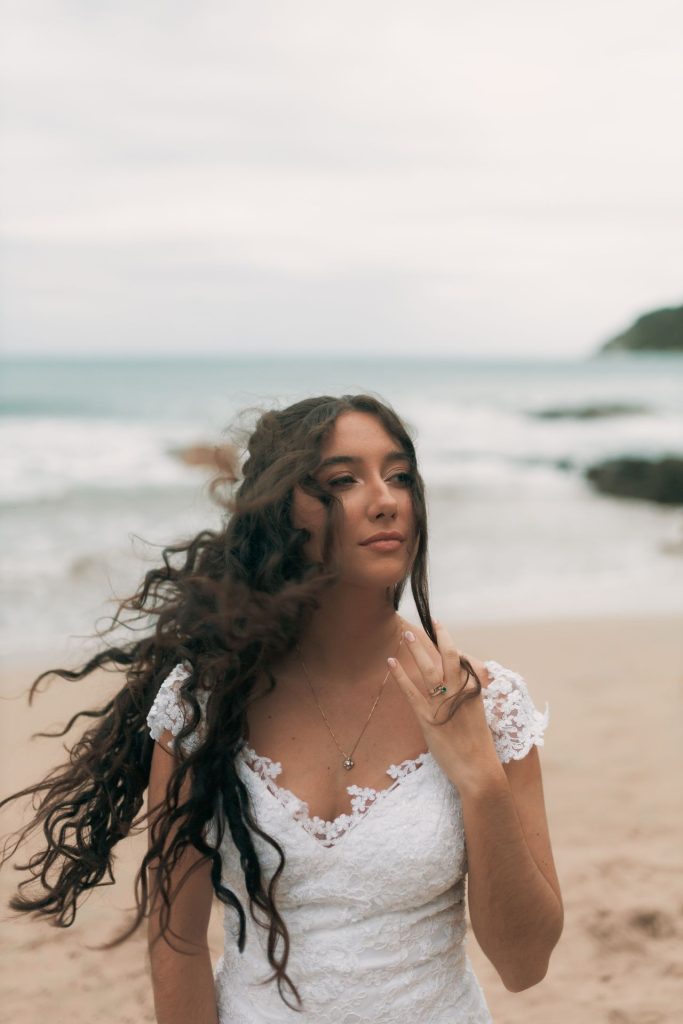 Beach Waves hairstyle for an Outdoor Wedding